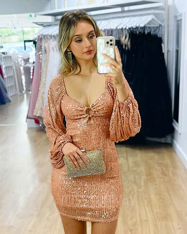 retro Mimi dresses inspired by the 70sMorgan Sequin Mini Dress - Rose Gold