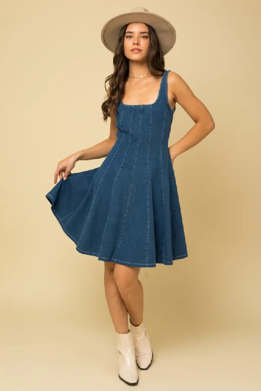 Sleeveless Dress With Sweetheart NecklineSleeveless Square Neck Corset Denim Dress