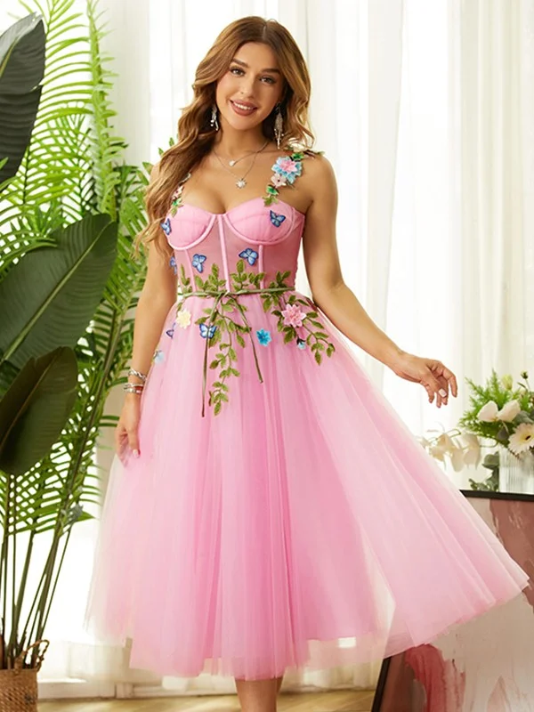 Sleeveless Dress With Halter NeckA-Line/Princess Tulle Hand-Made Flower Spaghetti Straps Sleeveless Tea-Length Dresses