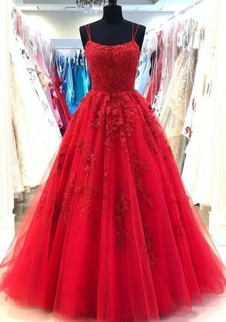 sweetheart neckline prom dressesA Line Red Lace Graduation Dresses Applique Square Prom Dress 2025