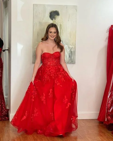 prom dress try-on ideasCheap 2025 Lace Prom Dresses Red Applique Strapless A Line Formal Dress